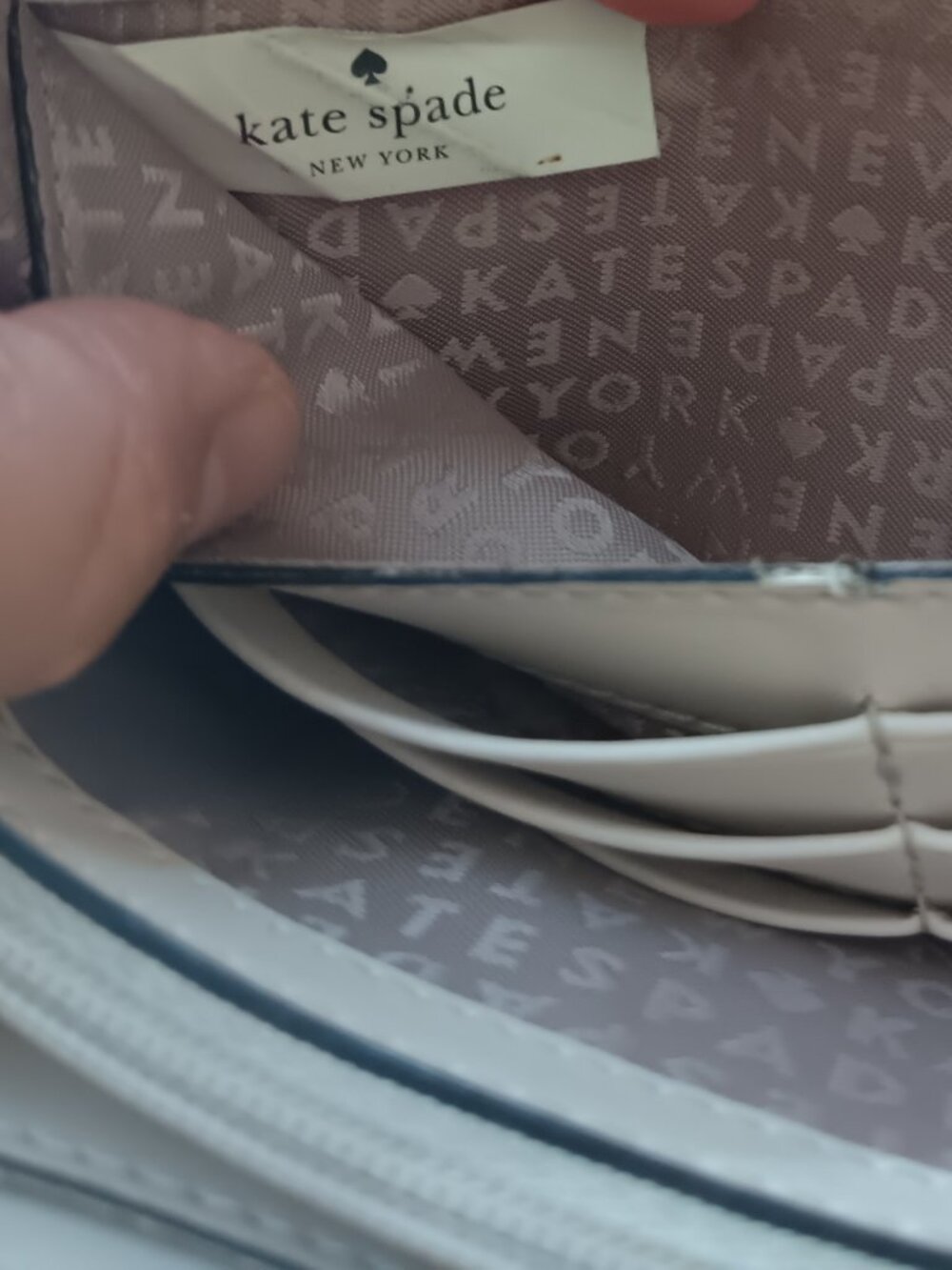 Kate Spade ♠️ New York wallet - Picture 5 of 5